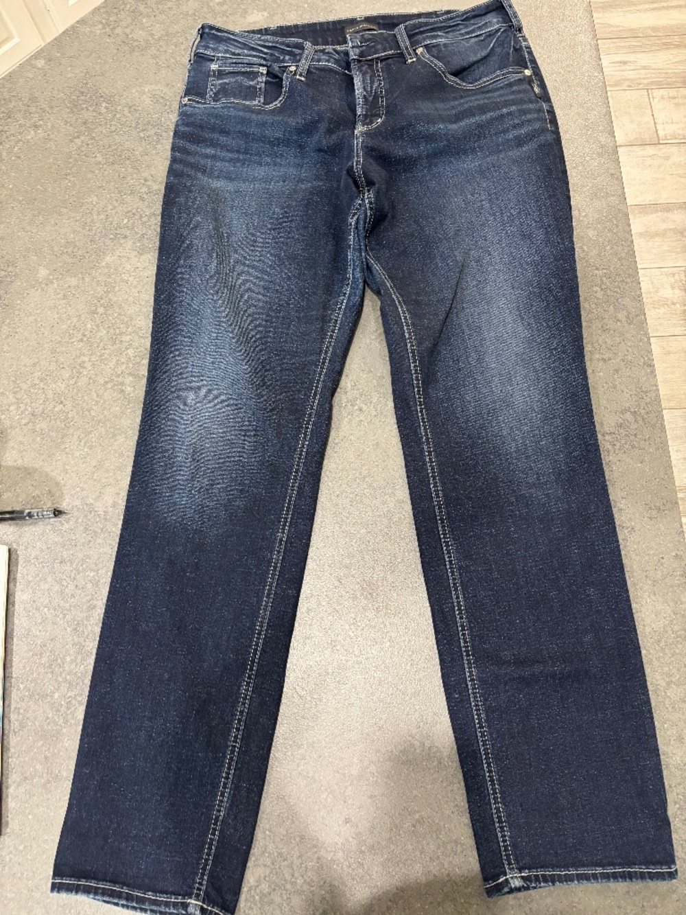 Silver Jeans Co. Boyfriend Dark Wash Contrast Stitch Denim Jeans W33/L29